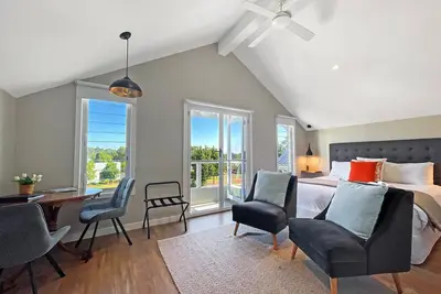 Image de Blaxland's Cottage - Uniquely perfect, historic cottage! - Historic 2 bedroom cottage on vineyard