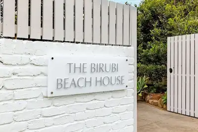 Image de The Birubi Beach House 11 Campbell Ave Close to the beach pet friendly holiday home