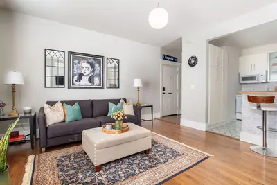 Image de Nashville Bluebird | 1920s Condo, 12 South
