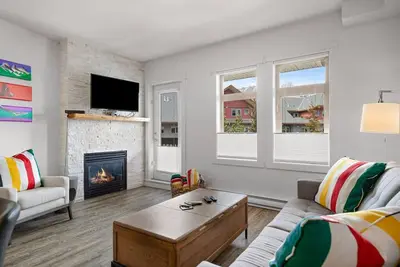 Image de Pet Friendly Mountain Condo with Pool