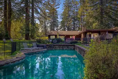 Image de Forest Ridge - Private Estate w\/ Hot Tub and Sauna
