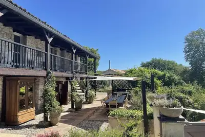 Image de Gîte de charme 4* privatisé Piscine&jacuzzi 11 chambres\/10 salle de bains