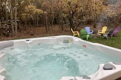 Image de Home w/game room hot tub 65\" Tv Hulu Netflix Ac