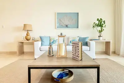 Image de Beachfront Lux condo w\/ private terrace