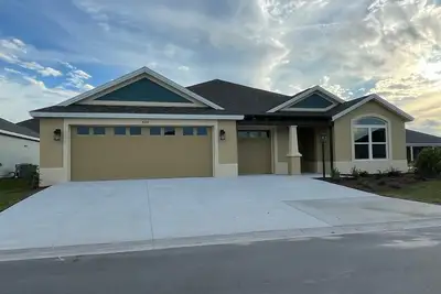 Image de Beautiful 2-bed 2-bath home in The Villages, Includes Golf Cart