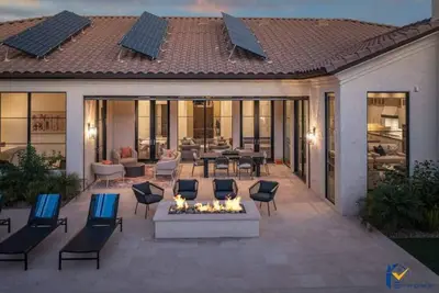 Image de Million $ Lap Pool Oasis with Putting Courses+Billiards+Heated Pool & Spa+More