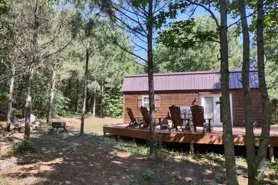 Image de Cozy cabin in the piney woods