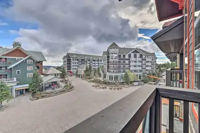 Image de Ski-In/Out Snowshoe Retreat w/ Resort Amenities!
