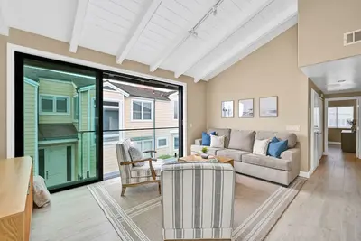 Image de 2 Homes Rented Together On The Oceanfront