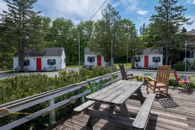 Image de 7 Acadia Cottage. Double Beds Open Hearth Inn