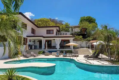 Image de Spectacular Ocean view villa with private pool and terrace