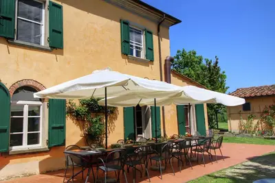 Image de Villa avec piscine א Marciano