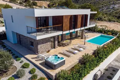 Image de New! Seaview Villa Dolac with heated pool, a Hot tub, Finnish sauna
