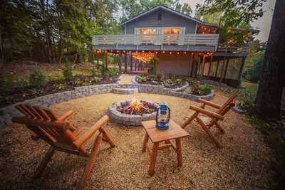 Image de Raised, fully stocked woodland cottage@Fall Creek Falls! New Hot Tub! No Pet Fee!
