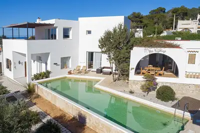 Villa Nubita avec vue imprenable sur la mer et Es Vedra