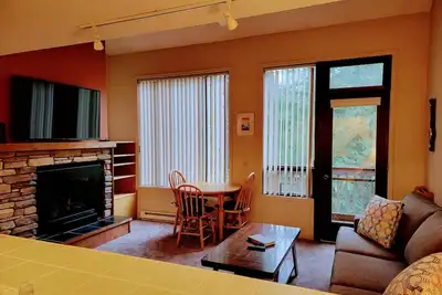 Image de The Black Diamond Condo