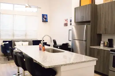 Image de Business Savy Condo on BeltLine-near Dt + Airport 15min away! (Grant Park)