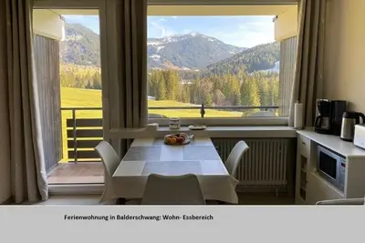 Image de 1-room apartment with mountain view on the ski slope with WiFi, Netflix, Prime