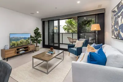 Image de Chic 3-Bed in Central with Pool, Sauna and Gym