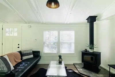 Image de The Cabin @ Benton Hollow