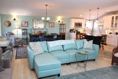 Image de A terrific Pet Friendly And Waterfront nightly retreat in Broadkill Beach! 3 Night rentals are being accepted the remainer of the year!