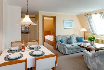 Image de Anke im Haus Wega - Relaxed island life: Cozy vacation apartment in