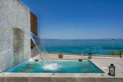 Image de Belle maison de vacances privée avec piscine privée, climatisation, Wifi, Tv, terrasse et parking