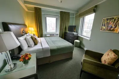 Image de Spacious Room Perfect for Extended Nyc Stays, Kitchenette Included