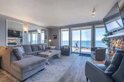 Image de Oceanfront, Whale Watching, Pool | Thundering Sea