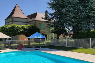 Image de Villa Sarladaise la Salamandre avec piscine privée
