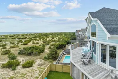 Image de Summer Savings - Oceanfront Home with Pool, Hot Tub, and Private Beach Walk