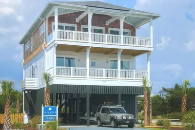 Image de 5br/4. 5 Ba Home - 3rd Row, Pool & Elevator, Sleeps 14