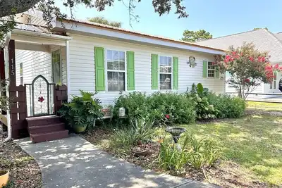 Image de Charmingly Beautiful, 2 Bdrm/1 Bath Home -Sleeps 4