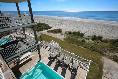 Image de Brand New, Luxury-7 Br/6. 5ba, Oceanfront Home-Elevated Pool & Elevator-Sleeps 22