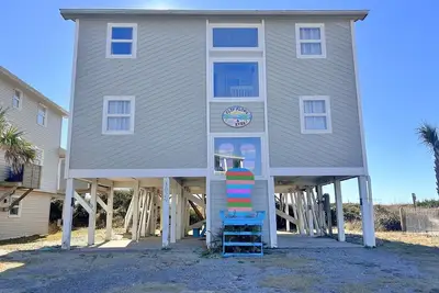 Image de 6br/3ba - Oceanfront Home, Quiet West End of Oki, Sleeps 16