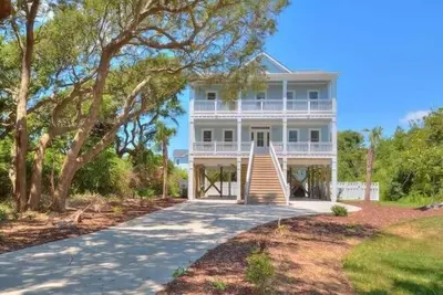 Image de 4br/3ba Home - Desirable Turtle Creek Area, Hot Tub, Ocean Views, Sleeps12
