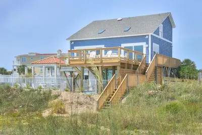 Image de 5br/4. 5ba-Completely Remodeled, Oceanfront, Pool, Hot Tub, Sleeps 13
