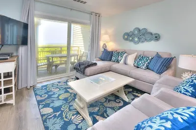 Image de Oibv 1001 Sandpiper's Retreat - 3 Br/2ba Condo, Oceanfront, Sleeps 8