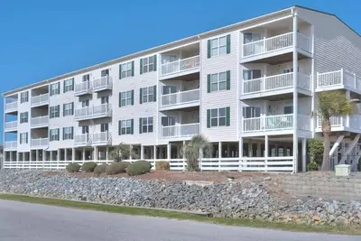 Image de 3 Br/2. 5 Ba Condo - Pool, Elevator, Beach, Sleeps 11