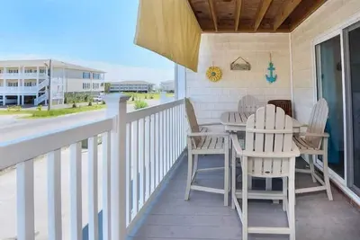Image de Beautiful 3 Bedroom 2. 5 Bath Condo, Ocean View, Pool, Elevator, Sleeps 8