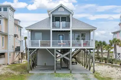 Image de Spacious-oceanfront-7br/5ba Home with Private Elevated Pool-Sleeps 17