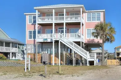 Image de Spacious 8br/5ba Oceanview Home Across Street From Beach-Private Pool-Sleeps16