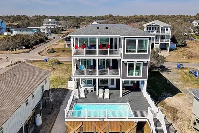 Image de Brand New-10br/10. 5ba Oceanfront Home-Elevated Pool & Elevator-Sleeps31