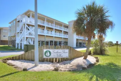 Image de 3br/2ba Condo - Ocean View, Close to Shopping, Eating, Fun, Sleeps 9