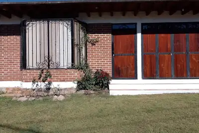 Image de En casa Alondra te sentirás como en casa. Agua calientita todo el tiempo, ambiente 100% familiar con habitaciónes muy cómodas. Muy cerca se encuentra el centro de oración maranath y también está a 20 minutos de la autopista Toluca-Mexico.