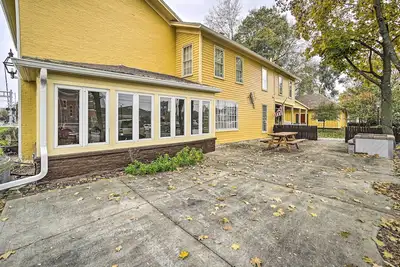 Image de Historic Troy Home Close to Shops w/ Fire Pit