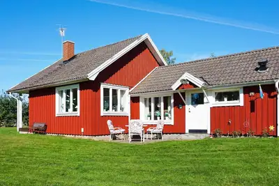 Image de Maison de vacances pour 5 a FäRJESTADEN-By Traum