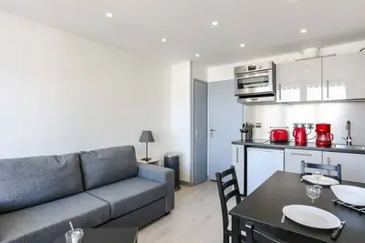 Image de Studio rénové avec balcon, centre Val Thorens, proche pistes, 2 pers, 3 Flocons Argent