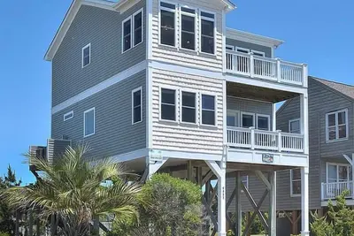 Image de Beautiful-Close to Beach-4br/3ba-Ocean View-Private Pool-Sleeps13
