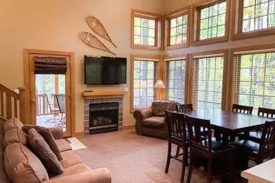 Image de Disciples Ridge Condo, Just off Fox Run Court, Sleeps 16. Three bedrms-loft